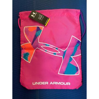 アンダーアーマー(UNDER ARMOUR)のアンダーアーマー  サックパック　ピンク(バッグパック/リュック)