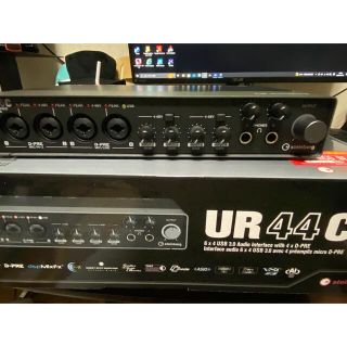 新品未使用 UR44C