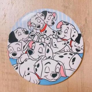 Disney - ディズニーストア 101匹わんちゃん 缶バッジ １点の通販 by ...