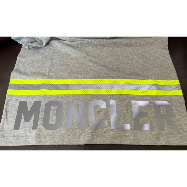 MONCLER(モンクレール)のモンクレール MONCLER メンズロゴTシャツ 半袖 カットソー蛍光色 S〜M メンズのトップス(Tシャツ/カットソー(半袖/袖なし))の商品写真