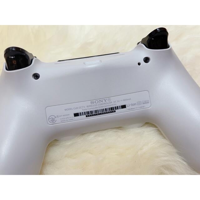 PlayStation4(プレイステーション4)のPS4 ワイヤレスコントローラー【中古品】 エンタメ/ホビーのゲームソフト/ゲーム機本体(その他)の商品写真