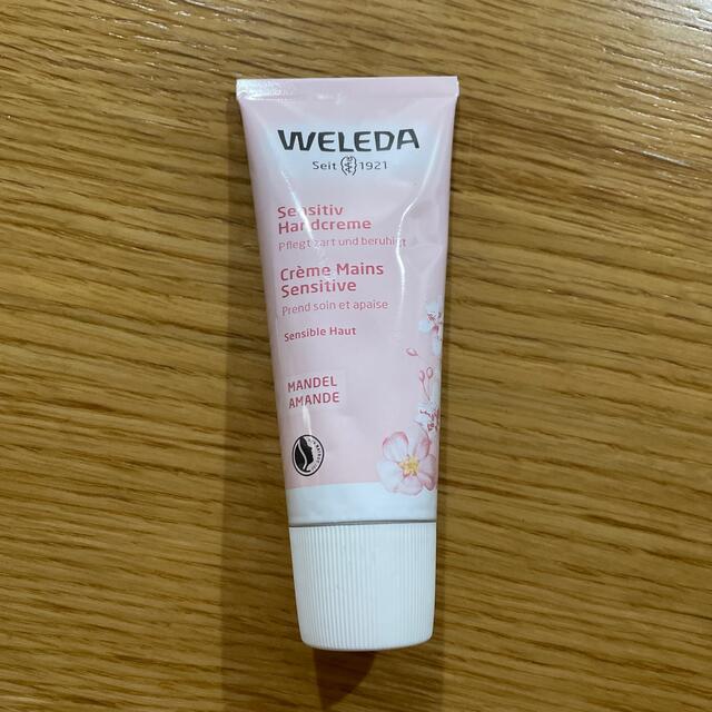 WELEDA(ヴェレダ)の新品未使用☆WELEDAアーモンドハンドクリーム コスメ/美容のボディケア(ハンドクリーム)の商品写真