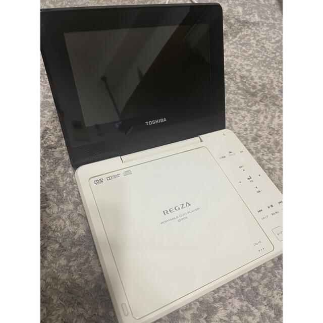 東芝(トウシバ)のTOSHIBA REGZA レグザポータブルプレーヤー SD-P77SP スマホ/家電/カメラのテレビ/映像機器(DVDプレーヤー)の商品写真