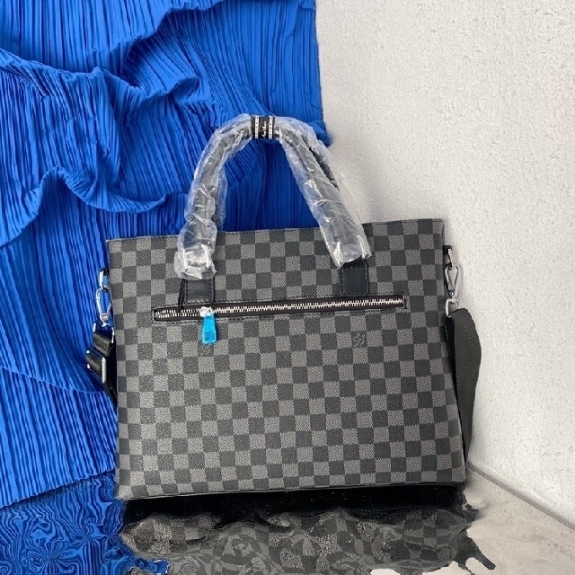実用性 Louis vuittonルイヴィトン メンズ ビジネスバッグ