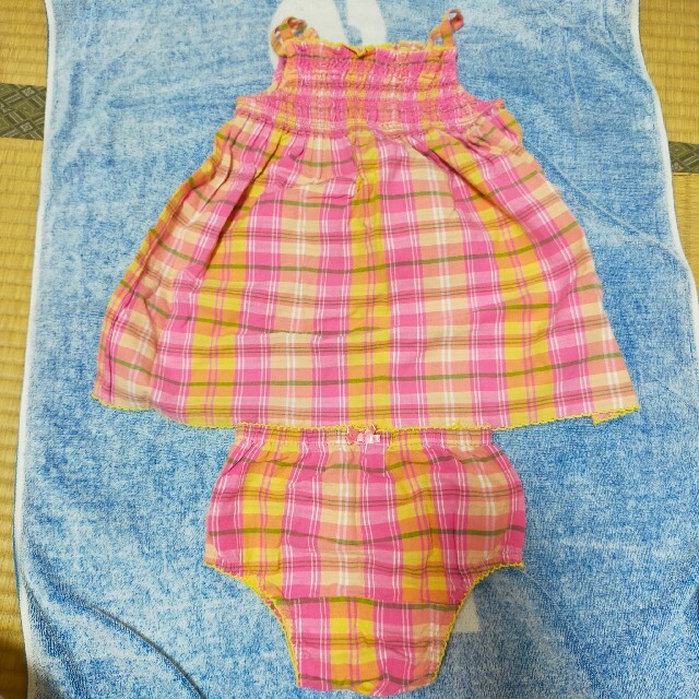 babyGAP(ベビーギャップ)のGAP ワンピース　12-18ヶ月 キッズ/ベビー/マタニティのベビー服(~85cm)(ワンピース)の商品写真