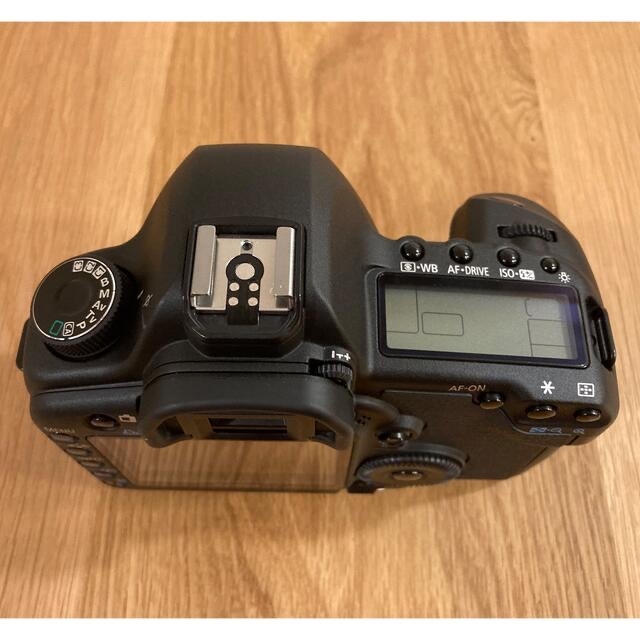 Canon(キヤノン)の超美品Canon EOS5D MarkⅡ スマホ/家電/カメラのカメラ(デジタル一眼)の商品写真