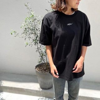 ダブルティー(WTW)の【売却済み】wtw tシャツ LOGO COLOR ブラック　Mサイズ(Tシャツ/カットソー(半袖/袖なし))