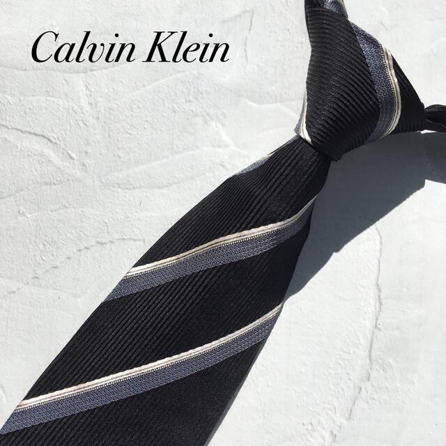 Calvin Klein(カルバンクライン)のカルバンクライン ネクタイ ブランド シルク100% ストライプ ブラック メンズのファッション小物(ネクタイ)の商品写真