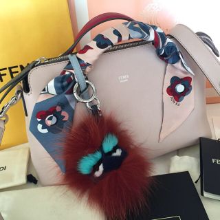 フェンディ(FENDI)のフェンディ バイザウェイ bagbags モンスターチャーム ラッピーFENDI(ハンドバッグ)