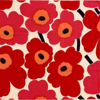 マリメッコ(marimekko)のmarimekko マリメッコ mini UNIKKO ハーフカット　レッド(その他)