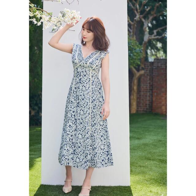 Lace Trimmed Floral Dress フローラルドレス