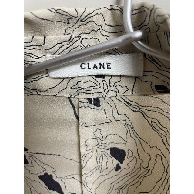 CLANE(クラネ)のCLANE ラインフラワーオーバーシャツ レディースのトップス(シャツ/ブラウス(長袖/七分))の商品写真