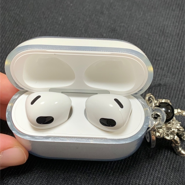 AirPods3 本体 スマホ/家電/カメラのオーディオ機器(ヘッドフォン/イヤフォン)の商品写真