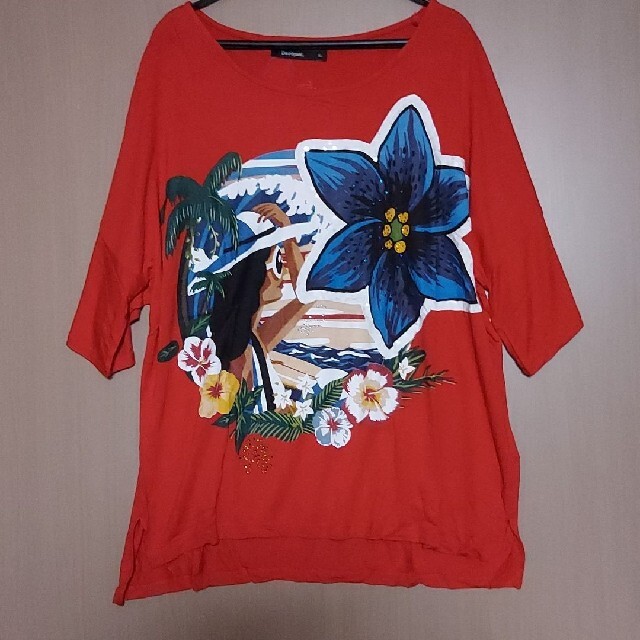 DESIGUAL(デシグアル)のカットソー　Tシャツ　デシグアル レディースのトップス(Tシャツ(半袖/袖なし))の商品写真