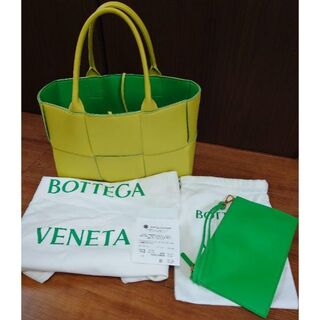ボッテガヴェネタ(Bottega Veneta)のボッテガヴェネタ　アルコ　トートバッグ　新作アシッドキウイ(トートバッグ)