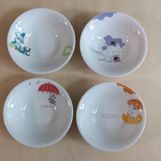 ムーミン(MOOMIN)の【最終値下げ】ムーミン　サラダボウル&パスタカレー皿　各４(食器)