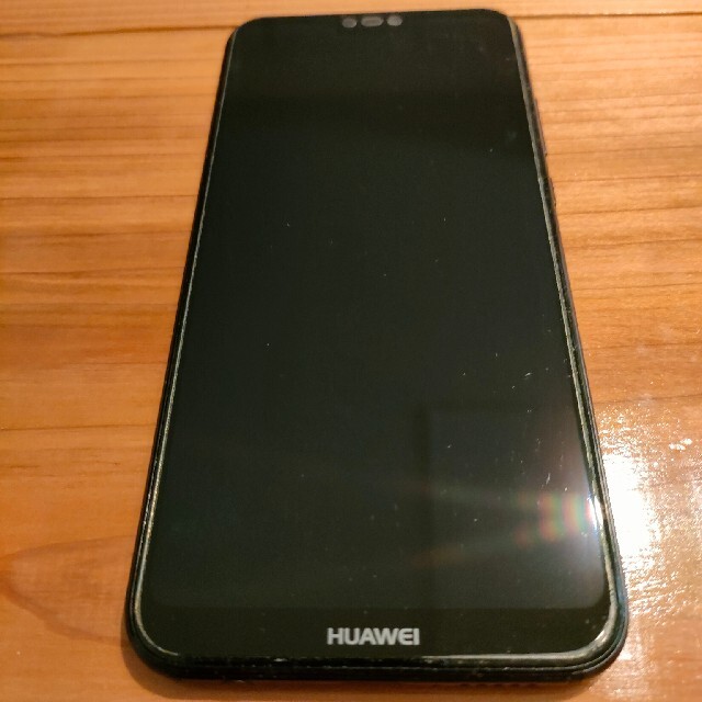 HUAWEI(ファーウェイ)のSIMフリー　HUAWEI P20 lite ファーウェイ スマホ/家電/カメラのスマートフォン/携帯電話(スマートフォン本体)の商品写真