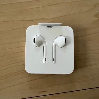 アップル(Apple)のApple純正イヤホン(ヘッドフォン/イヤフォン)