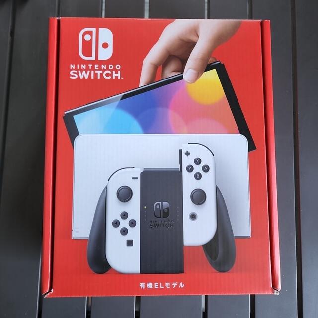 Nintendo Switch(ニンテンドースイッチ)の印有り□新品未開封□Nintendo Switch 有機ELモデル□ホワイト本体 エンタメ/ホビーのゲームソフト/ゲーム機本体(家庭用ゲーム機本体)の商品写真