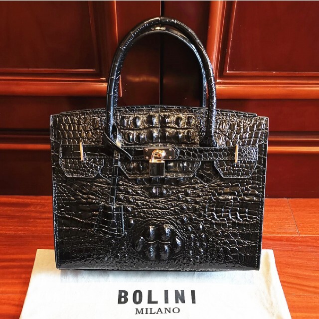 定価約19万円！bolini ショルダーバッグブラウンサイズ