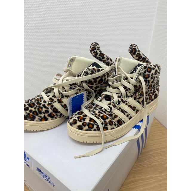 JEREMY SCOTT(ジェレミースコット)の人気 アディダス × ジェレミースコット　レオパード/豹 スニーカー しっぽ メンズの靴/シューズ(スニーカー)の商品写真