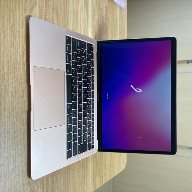 APPLE MacBook Air MVFM2J/A目立つキズなしキーボード