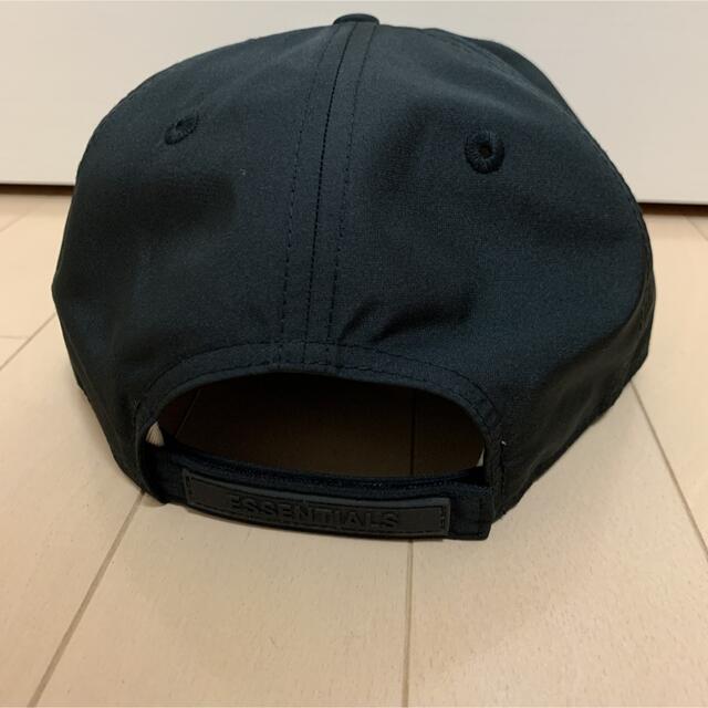 FEAR OF GOD(フィアオブゴッド)のESSENTIALS NEW ERA CAP ブラック 未使用新品 メンズの帽子(キャップ)の商品写真