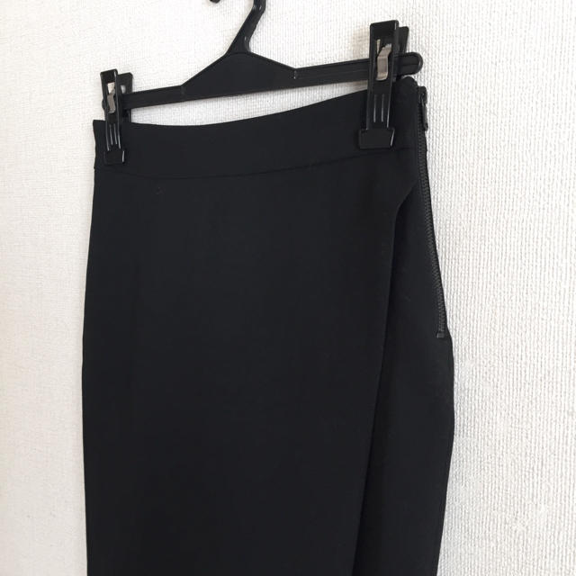 ZARA(ザラ)のザラ♡黒色のデザイン膝丈スカート レディースのスカート(ひざ丈スカート)の商品写真