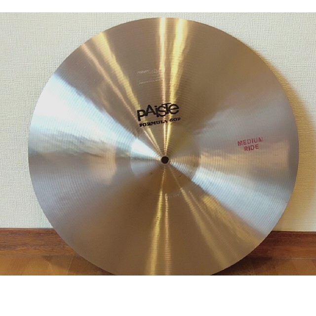 PAISTE  FORMULA  602  MEDIUM  RIDE  18" 楽器のドラム(シンバル)の商品写真