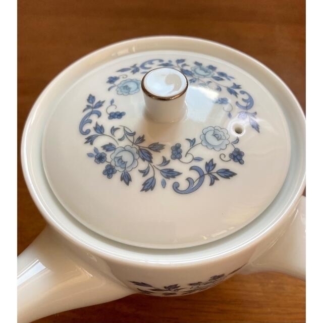 Noritake(ノリタケ)の★美品★ノリタケ Noritake   急須　ティーポット　ロイヤルブルー インテリア/住まい/日用品のキッチン/食器(食器)の商品写真