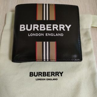 バーバリー(BURBERRY)の【専用】BURBERRY　二つ折り財布(財布)