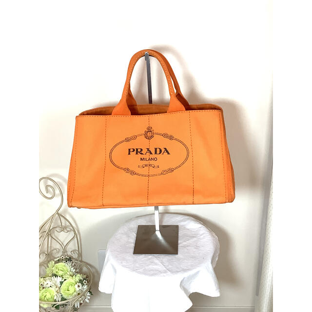 PRADA(プラダ)のプラダ PRADA ハンドバッグ トートバッグ カナパ　オレンジ　ユニセックス レディースのバッグ(トートバッグ)の商品写真