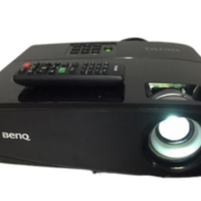 販売公式】BENQ MW523 プロジェクターの通販 by よもぎちゃん's shop｜ラクマプロジェクター