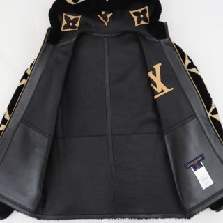 LOUIS VUITTON   美品 ルイ・ヴィトン クルーズ モノグラム