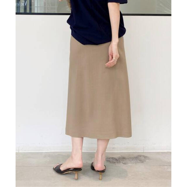 L'Appartement DEUXIEME CLASSE(アパルトモンドゥーズィエムクラス)の新品 L'Appartement Mimolet Skirt ベージュ 36 レディースのスカート(ひざ丈スカート)の商品写真