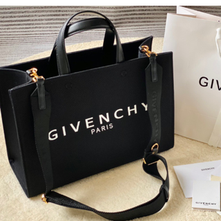 ジバンシィ キャンバストートの通販 10点 | GIVENCHYを買うならラクマ