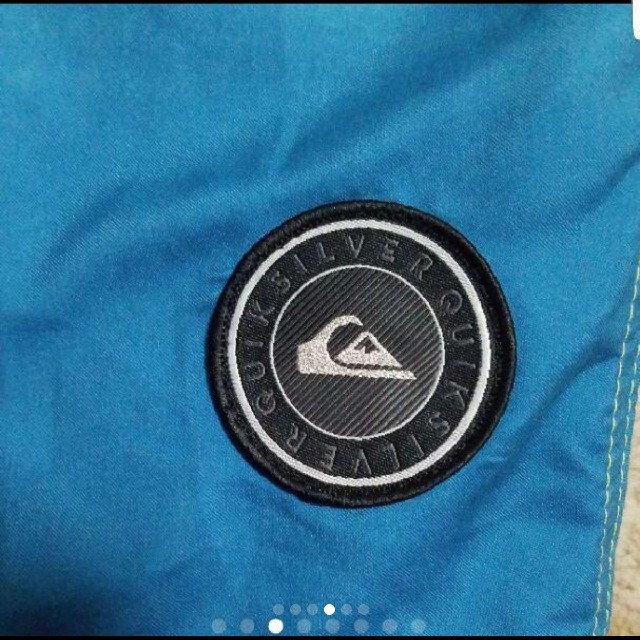 QUIKSILVER(クイックシルバー)のセール　新品✨クイックシルバーボードショーツ　メンズ メンズの水着/浴衣(水着)の商品写真