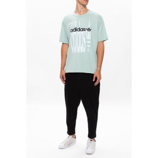 アディダス(adidas)のR.Y.V. グラフィック Tシャツ グリーンティント FM2220(Tシャツ/カットソー(半袖/袖なし))