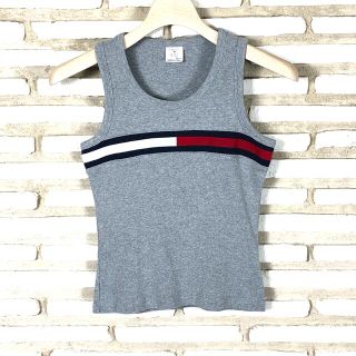 トミーガール(tommy girl)のtommy girl　トミーガール　タンクトップ　グレー　XS　フラッグ　ロゴ(タンクトップ)