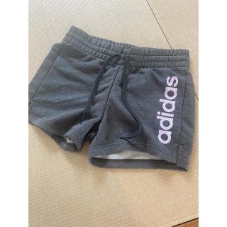 アディダス(adidas)のadidas新品ショートパンツ☆値下げ(ショートパンツ)