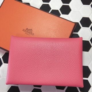 エルメス(Hermes)のHERMES カードケース シェーブル ピンク 新品　値下げ！(名刺入れ/定期入れ)