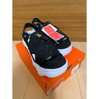 ナイキ(NIKE)のNIKE ♦︎ エアマックスココ ♦︎ Black/White(サンダル)