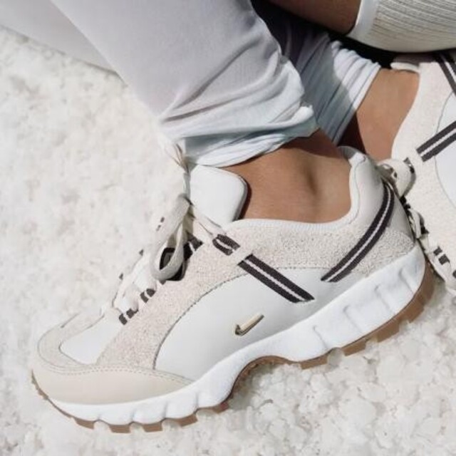NIKE ナイキ エアフマラ ジャックムス Jacquemus 26.5 人気大割引 靴