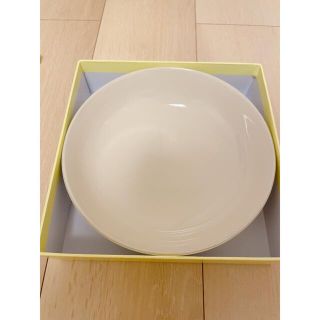 ルクルーゼ(LE CREUSET)のル・クルーゼ　ラウンドディッシュ　20cm　ホワイト 白　ルクルーぜ(食器)