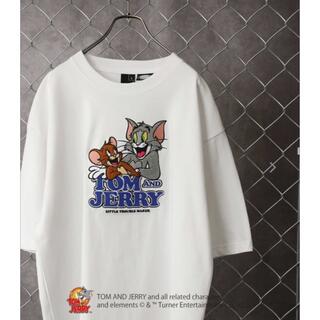 ディズニー(Disney)のトムとジェリー　Tシャツ  L(Tシャツ/カットソー(半袖/袖なし))