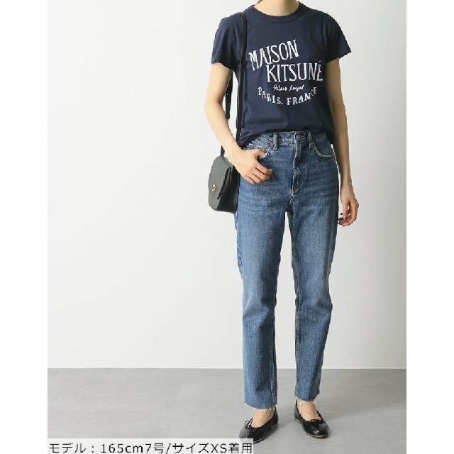 MAISON KITSUNE'(メゾンキツネ)の特価！新品★MAISON KITSUNE メゾンキツネ ロゴ Tシャツ XS レディースのトップス(Tシャツ(半袖/袖なし))の商品写真