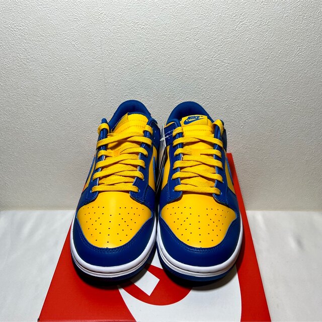 NIKE(ナイキ)のNIKE DUNK LOW UCLA UNIVERSITY GOLD BLUE メンズの靴/シューズ(スニーカー)の商品写真