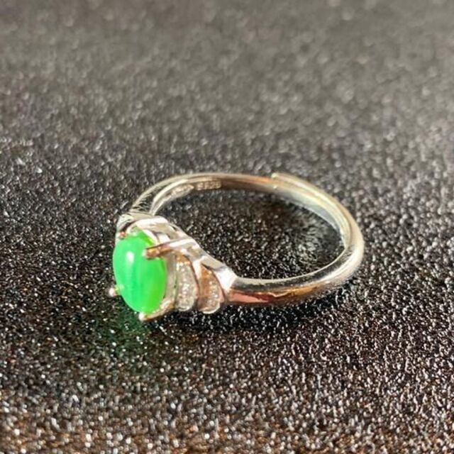 指輪 本翡翠 緑色 フリーサイズ ヒスイ A貨 シルバー 誕生日プレゼント 25 レディースのアクセサリー(リング(指輪))の商品写真