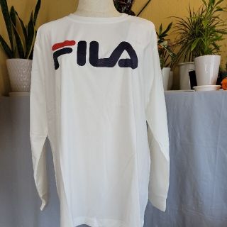 フィラ(FILA)のFILA　長袖ＴシャツLサイズ　New　ホワイト(ウォーキング)