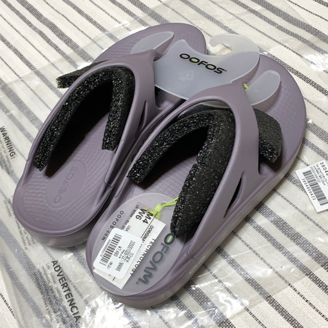 OOFOS(ウーフォス)のOOFOS  OOriginal(Mauve)   レディースの靴/シューズ(サンダル)の商品写真